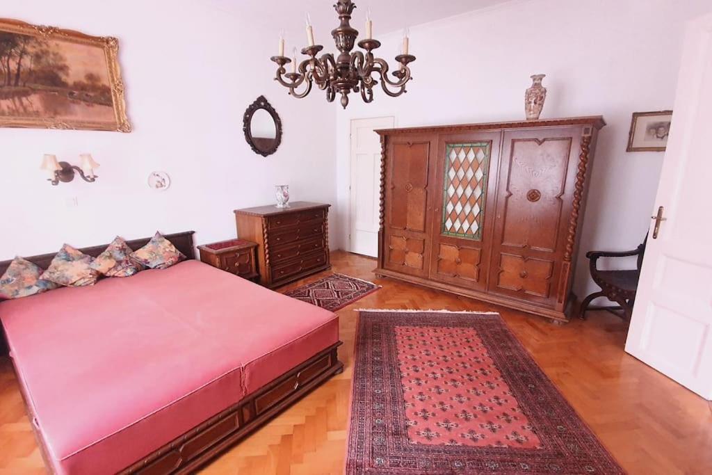 Romantic Villa - Pápa Buitenkant foto
