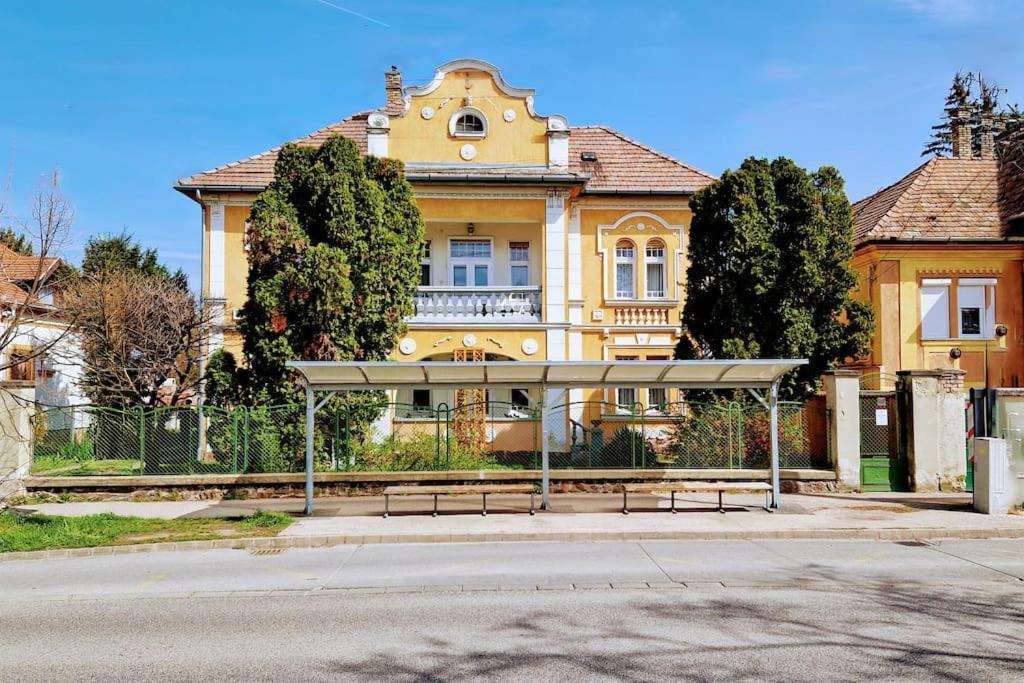 Romantic Villa - Pápa Buitenkant foto